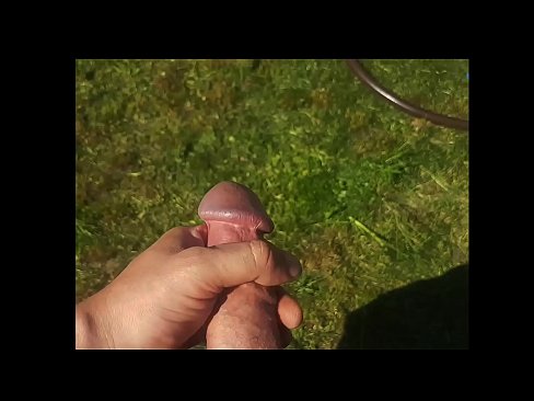 ❤️ Vruća zgodna jebe svoju ružičastu macu i svršava špricom u ljetnoj bašti ❤️ Analni video kod nas bs.ladyxxxporno.ru ❤