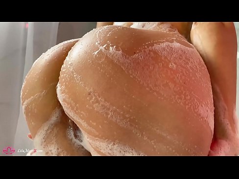 ❤️ Brineta masturbira macu vibratorom do intenzivnog orgazma pod tušem ❤️ Analni video kod nas bs.ladyxxxporno.ru ❤